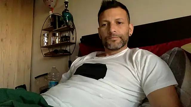 Snapshot of goroasroma90 chatting on April 23, 5:59 pm goroasroma90 online show from April 23, 5:59 pm