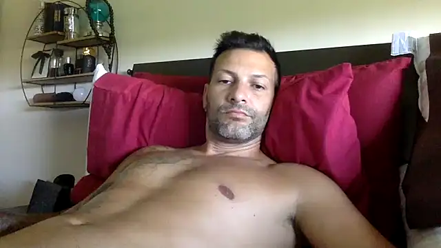 Snapshot of goroasroma90 chatting on August 9, 8:41 am goroasroma90 online show from August 9, 8:41 am