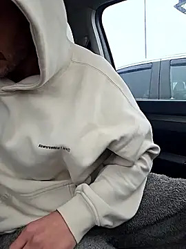 Zeefy online show from February 16, 9:05 am