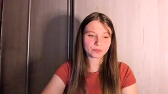 Snapshot of zarabloempje chatting on March 19, 4:22 pm zarabloempje online show from March 19, 4:22 pm