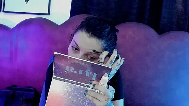 sophy rock online show from July 7, 4:00 pm