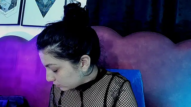 sophy rock online show from July 12, 3:58 pm