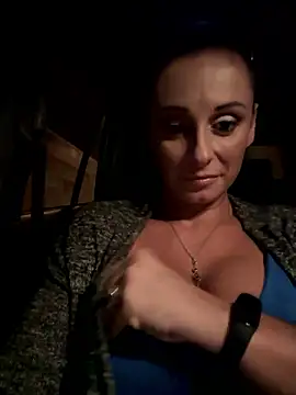 therealbeverlycious online show from December 2, 8:33 pm