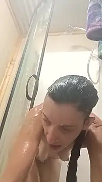 Snapshot of whitetrashdirtyslut chatting on December 20, 9:11 pm whitetrashdirtyslut online show from December 20, 9:11 pm