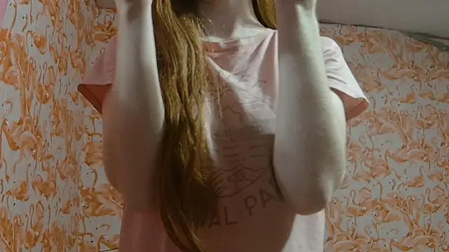 strawberrysmoothie online show from December 14, 10:36 pm