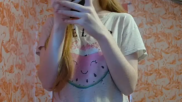 strawberrysmoothie online show from January 13, 8:03 pm