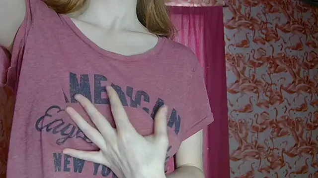 Snapshot of strawberrysmoothie chatting on June 12, 5:01 pm strawberrysmoothie online show from June 12, 5:01 pm