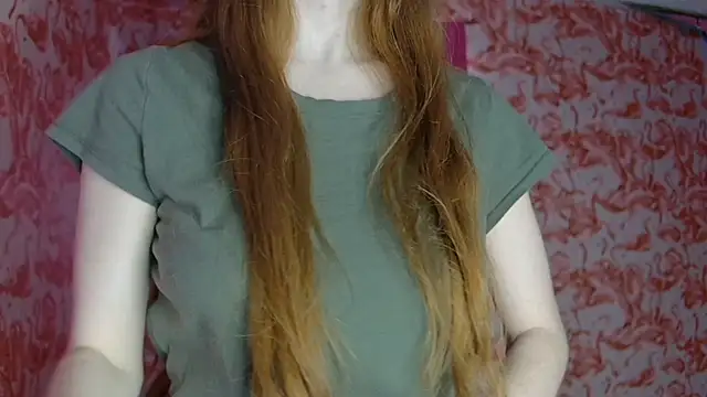 Snapshot of strawberrysmoothie chatting on June 27, 4:23 pm strawberrysmoothie online show from June 27, 4:23 pm