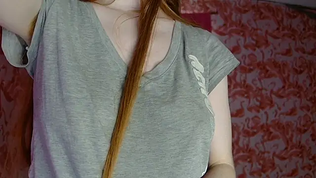 Snapshot of strawberrysmoothie chatting on July 9, 7:40 pm strawberrysmoothie online show from July 9, 7:40 pm