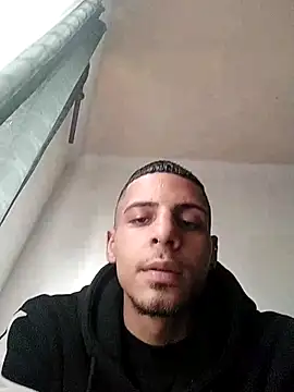 Snapshot of Tattohott chatting on October 11, 11:53 am Tattohott online show from October 11, 11:53 am