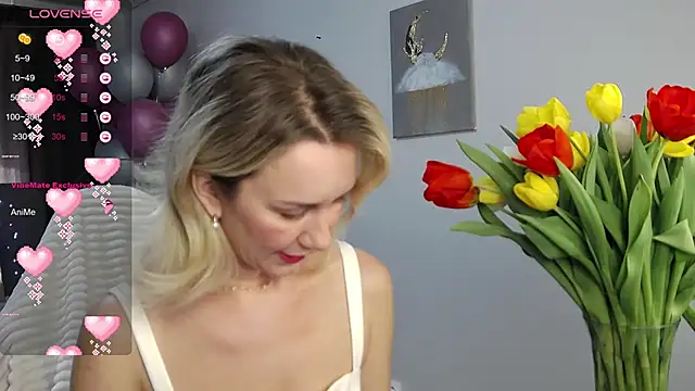 Vanessa Nowak online show from March 8, 5:28 am