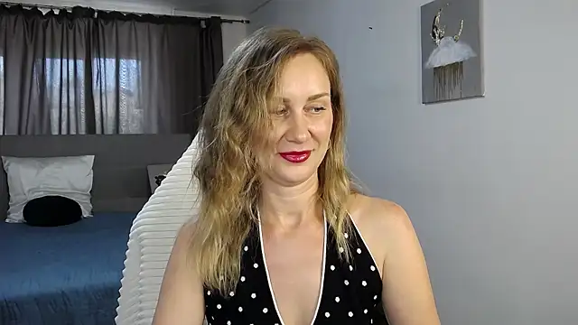 Snapshot of Vanessa_Nowak chatting on June 13, 1:31 pm Vanessa Nowak online show from June 13, 1:31 pm