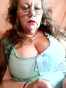 Snapshot of Snezhana chatting on January 18, 7:04 pm Snezhana online show from January 18, 7:04 pm