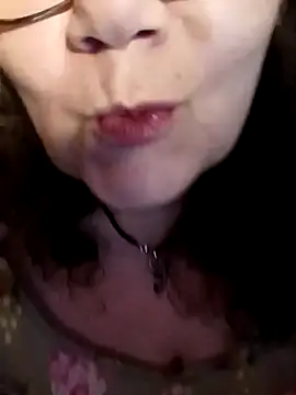 Snapshot of Snezhana chatting on March 7, 7:49 pm Snezhana online show from March 7, 7:49 pm