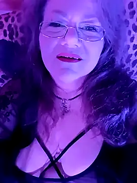 Snapshot of Snezhana chatting on March 12, 12:53 am Snezhana online show from March 12, 12:53 am