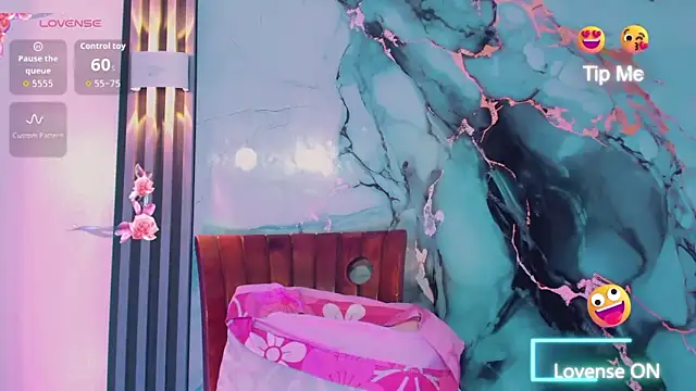 khiara moretti online show from February 9, 11:36 am