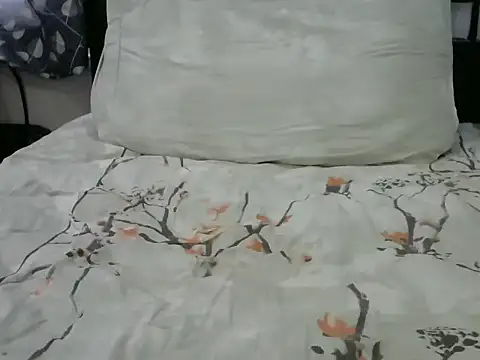 cooljohny22892 online show from February 7, 5:10 am