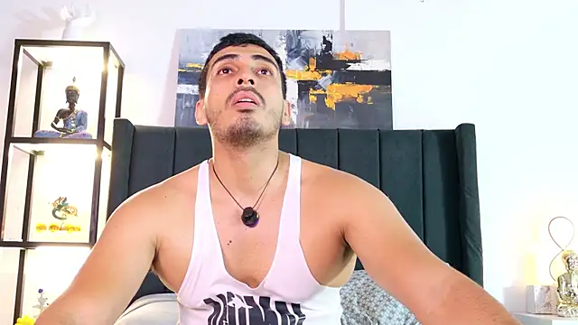 Snapshot of muscle_ares chatting on May 19, 2:51 am muscle ares online show from May 19, 2:51 am