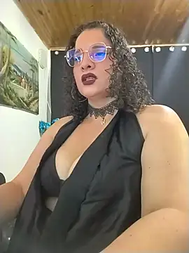 Snapshot of Aleja_Gonzales chatting on August 5, 11:06 pm Aleja Gonzales online show from August 5, 11:06 pm