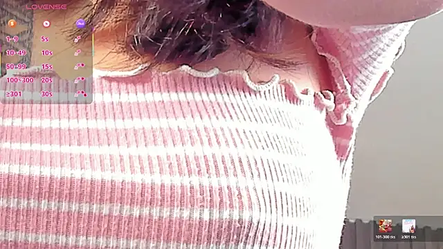 Snapshot of Agathaargent_ chatting on January 15, 12:54 pm Agathaargent online show from January 15, 12:54 pm