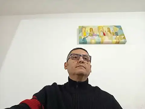 Snapshot of latinoscolomex9080 chatting on February 2, 2:21 am latinoscolomex9080 online show from February 2, 2:21 am