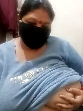 Shoni   online show from December 11, 5:48 pm