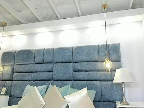 Snapshot of chantal_carpper chatting on June 23, 5:55 pm chantal carpper online show from June 23, 5:55 pm