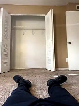 Snapshot of christian0009 chatting on December 16, 9:20 pm christian0009 online show from December 16, 9:20 pm