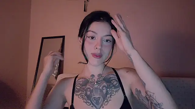 Snapshot of phoenix_xx chatting on July 13, 1:52 am phoenix xx online show from July 13, 1:52 am