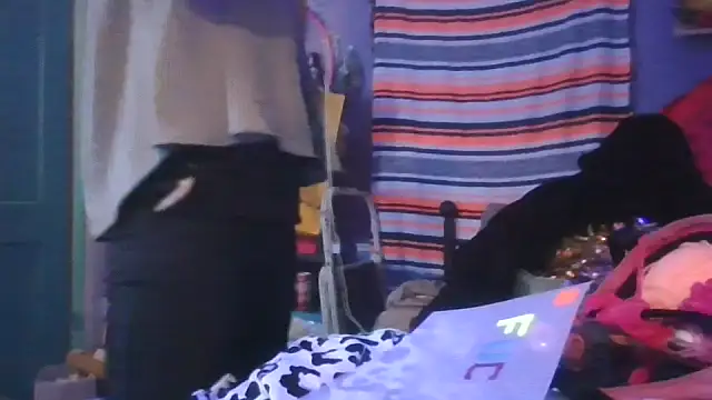 watermellonpussy online show from February 25, 4:22 am