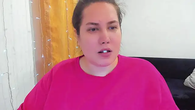 Snapshot of _madalexa_ chatting on March 8, 3:05 pm madalexa online show from March 8, 3:05 pm