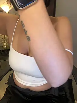 GabriellaFerrer online show from February 14, 10:38 am