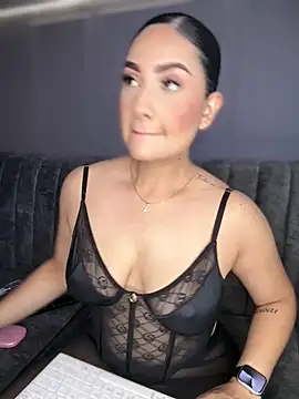 GabriellaFerrer online show from September 20, 11:11 am