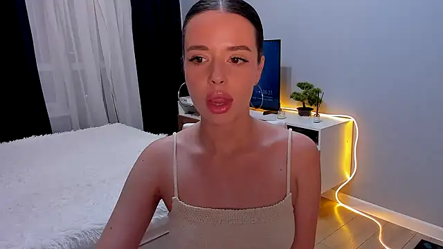 AmeliaBrian online show from January 14, 3:22 am