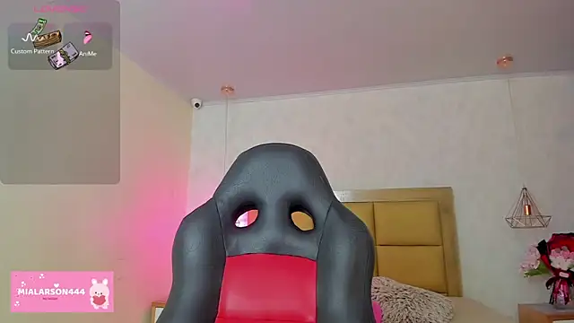 LARSONMIA online show from February 26, 12:26 pm