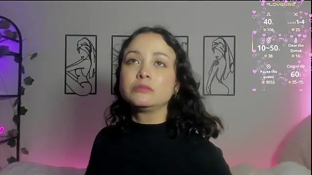 Snapshot of Megan_Rodrigo chatting on March 6, 8:05 pm Megan Rodrigo online show from March 6, 8:05 pm