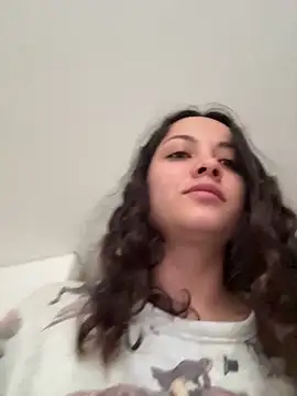 Snapshot of Megan_Rodrigo chatting on May 16, 11:20 am Megan Rodrigo online show from May 16, 11:20 am