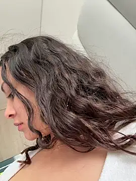 Snapshot of Megan_Rodrigo chatting on June 11, 7:23 pm Megan Rodrigo online show from June 11, 7:23 pm