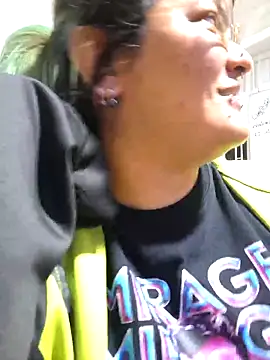 lucky-leah online show from November 15, 3:26 am