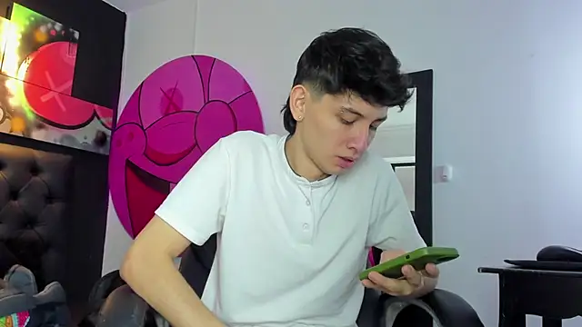 Snapshot of Santi_delacruz chatting on February 14, 3:26 pm Santi delacruz online show from February 14, 3:26 pm