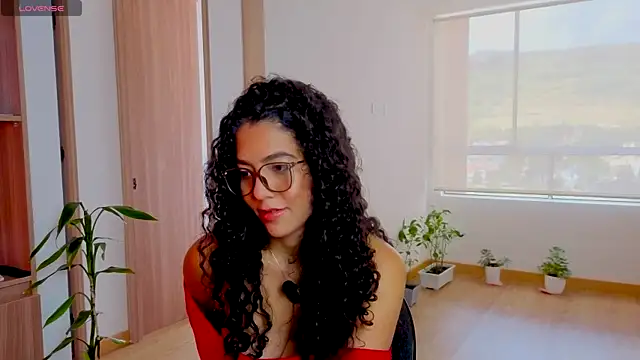 Snapshot of arteverena chatting on July 14, 8:36 pm arteverena online show from July 14, 8:36 pm