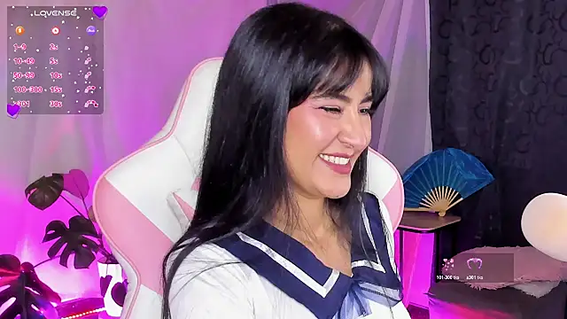 Snapshot of Violetta_kim1 chatting on July 25, 11:02 pm Violetta kim1 online show from July 25, 11:02 pm