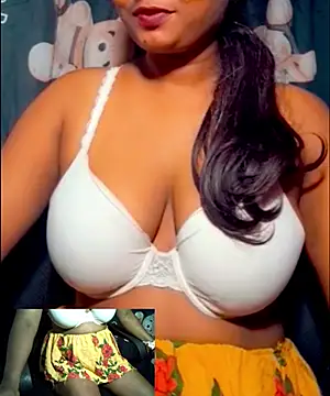 SLteena online show from August 7, 4:09 pm