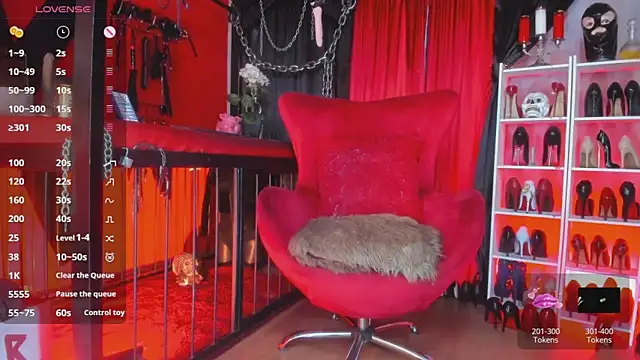 Snapshot of MistressAndre chatting on May 16, 9:13 pm MistressAndre online show from May 16, 9:13 pm