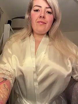 xxcurvyjessiexx online show from December 2, 8:04 pm