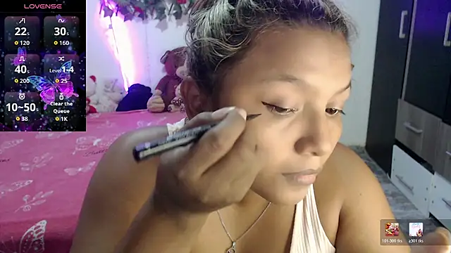 Snapshot of sexysusan4you chatting on July 25, 5:54 pm sexysusan4you online show from July 25, 5:54 pm