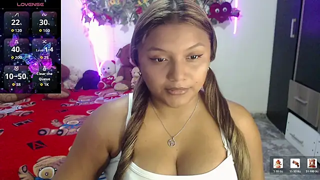 Snapshot of sexysusan4you chatting on August 4, 7:38 pm sexysusan4you online show from August 4, 7:38 pm