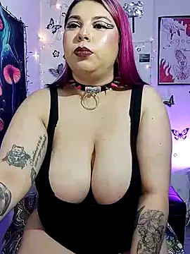 Snapshot of Hada_dracanae chatting on February 23, 9:37 pm Hada dracanae online show from February 23, 9:37 pm