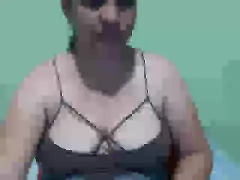 Snapshot of sonia__milk chatting on May 23, 11:53 pm sonia milk online show from May 23, 11:53 pm