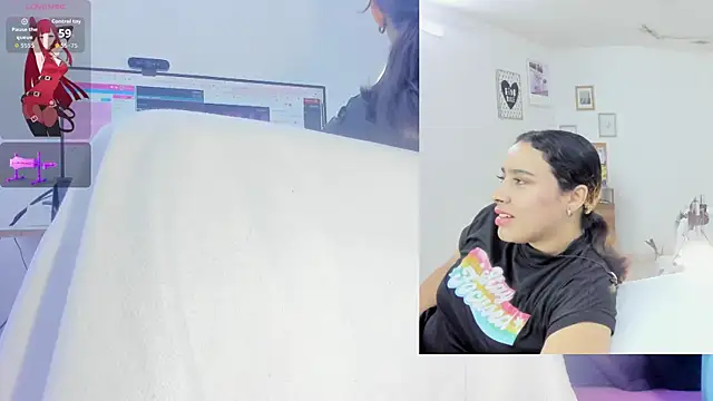 Snapshot of Daki_Ume_ chatting on October 31, 2:45 am Daki Ume online show from October 31, 2:45 am